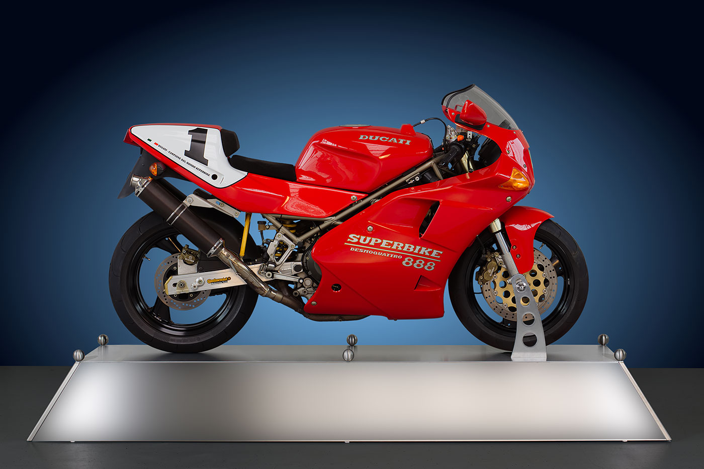 ducati-888-01